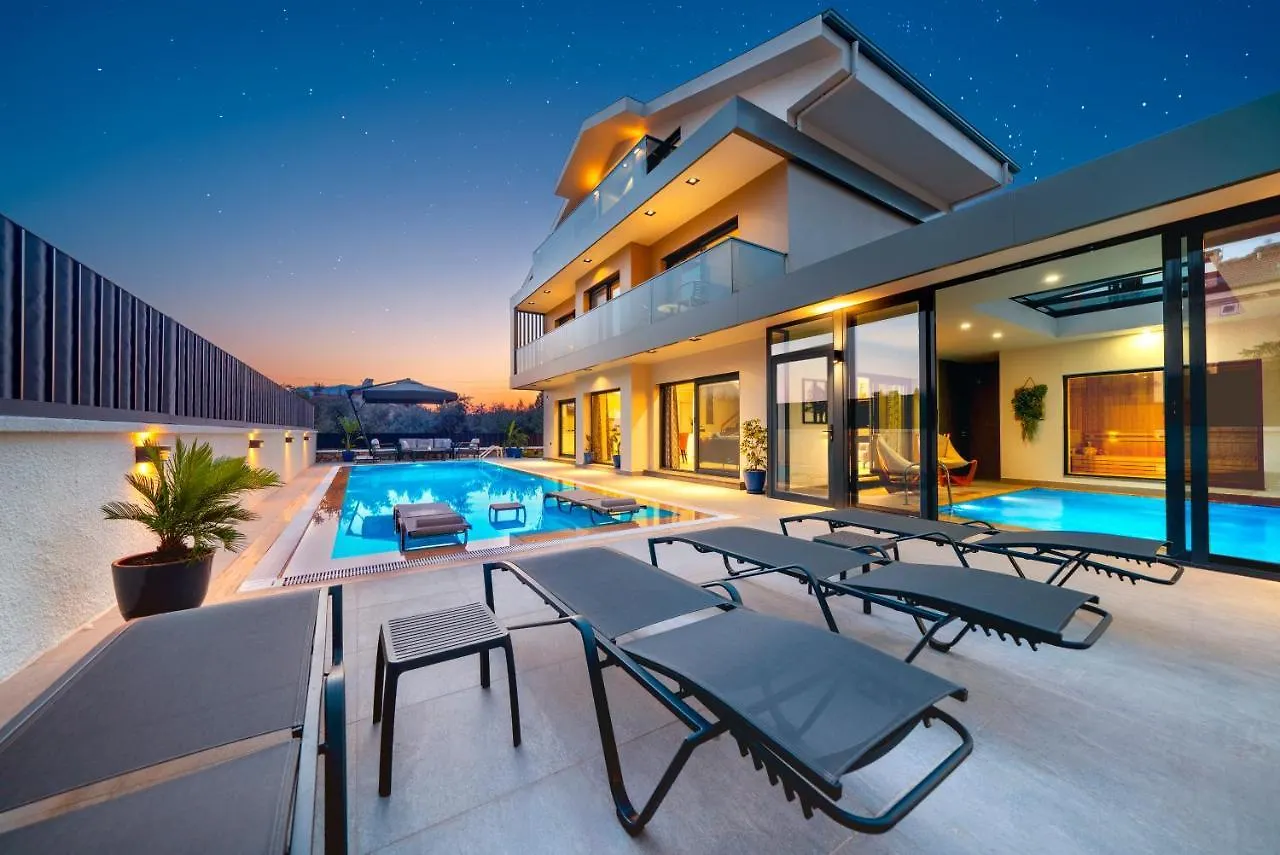 Villa Alavya Oludeniz With Heated Pool In Winter Fethiye